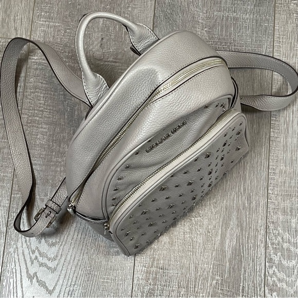 Michael Kors Abbey Studded Backpack Grey silver studs - Picture 10 of 10